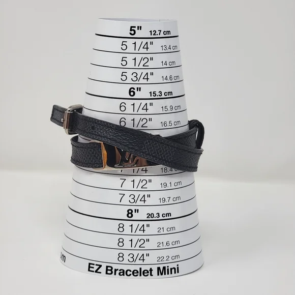 LOUIS VUITTON Damier Graphite Sign It Bracelet Sz 7.25 (19)